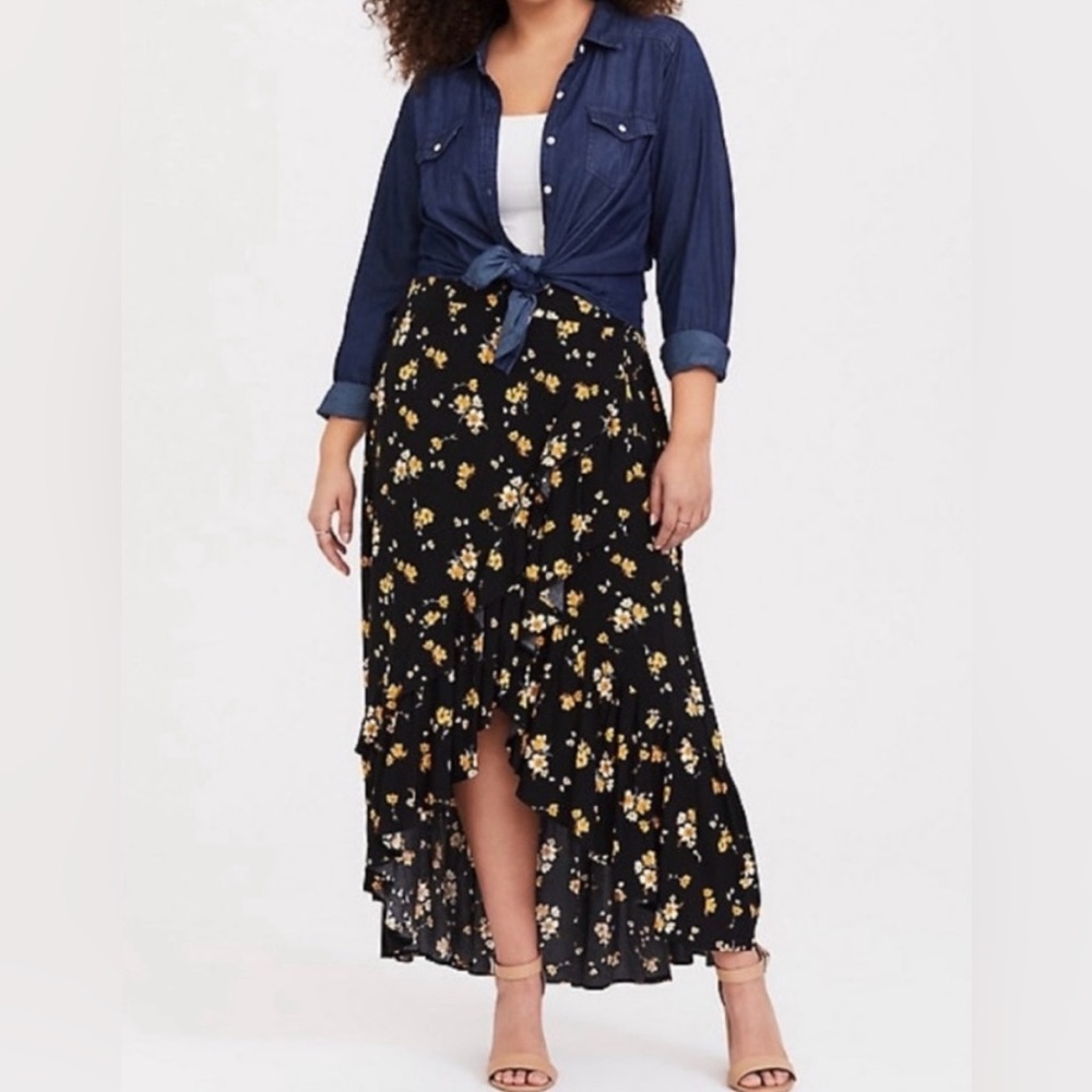 TORRID - Hi-lo Ruffle Floral Skirt